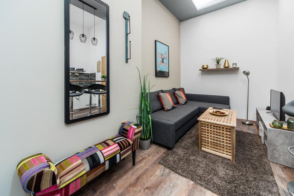 Anker Palace Apartment บูดาเปสต์ ภายนอก รูปภาพ